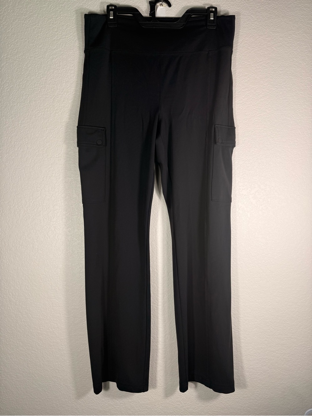 Athleta Women’s LG Black Delancey Straight-Leg Ponte Cargo Pants
